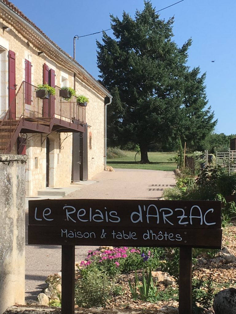 panneau relais arzac